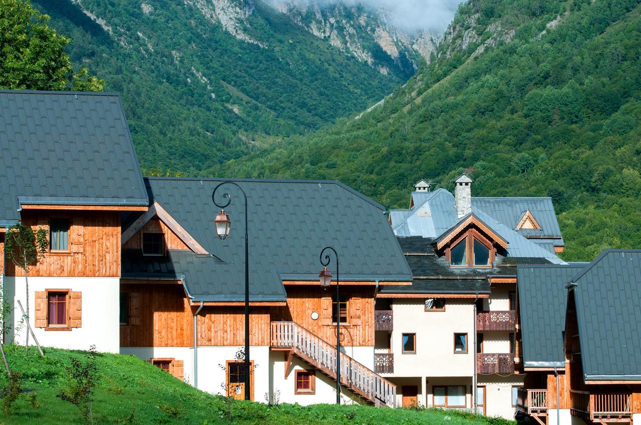 Goelia Les Chalets De Belledonne Saint-Colomban-des-Villards エクステリア 写真