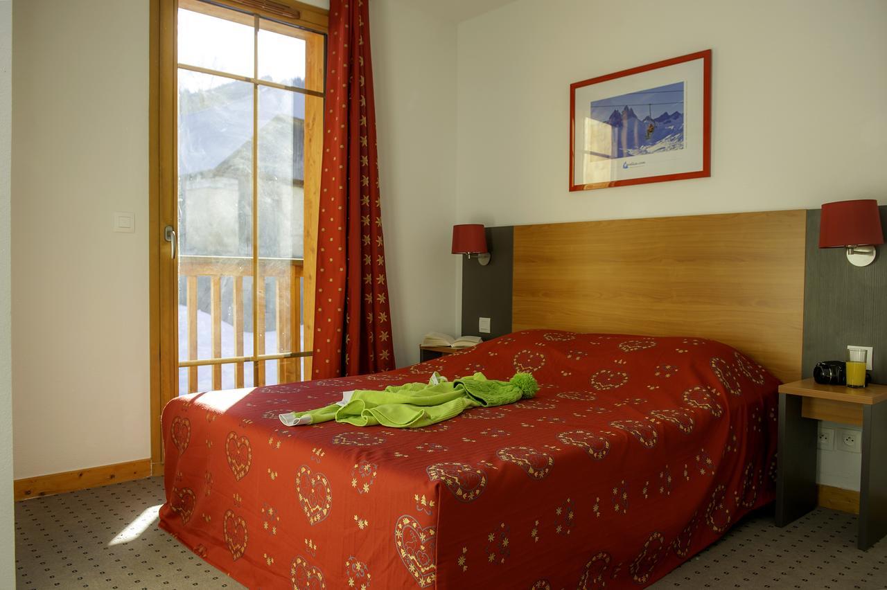 Goelia Les Chalets De Belledonne Saint-Colomban-des-Villards エクステリア 写真