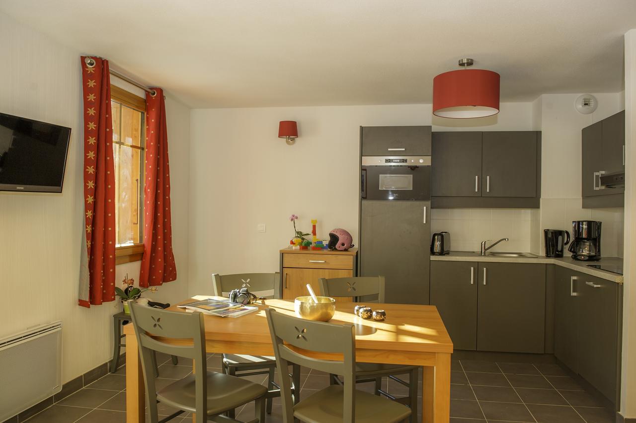 Goelia Les Chalets De Belledonne Saint-Colomban-des-Villards エクステリア 写真